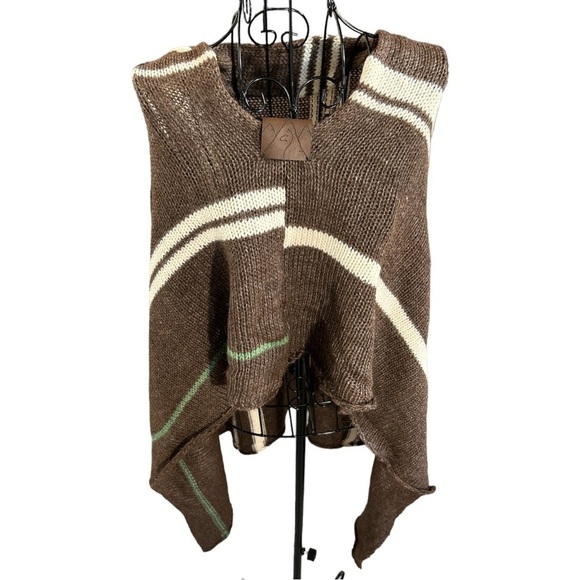 Sunmeadow Alpacas Striped Alpaca Poncho Brown One Size - Picture 2 of 11